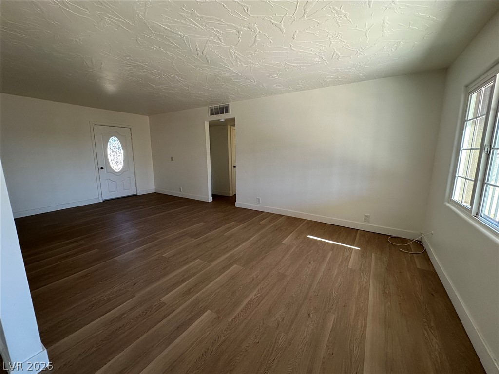 2876 Escuela Street Las Vegas NV 89121