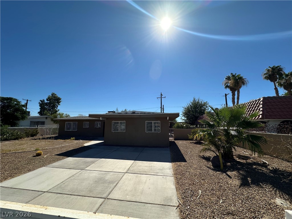 2876 Escuela Street Las Vegas NV 89121