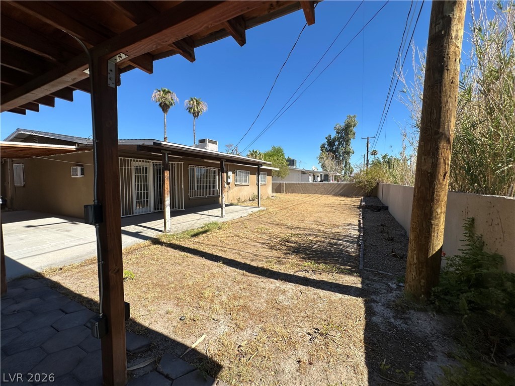 2876 Escuela Street Las Vegas NV 89121