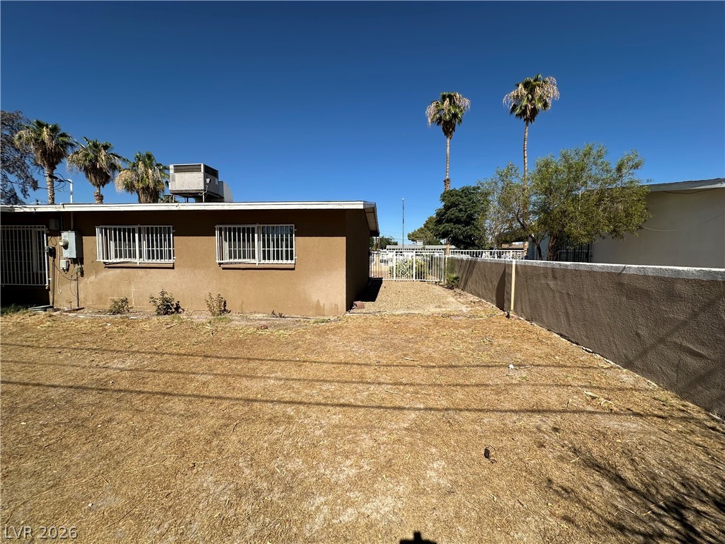 2876 Escuela Street Las Vegas NV 89121