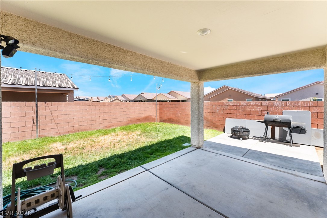 1886 Neoga Street Las Vegas NV 89115