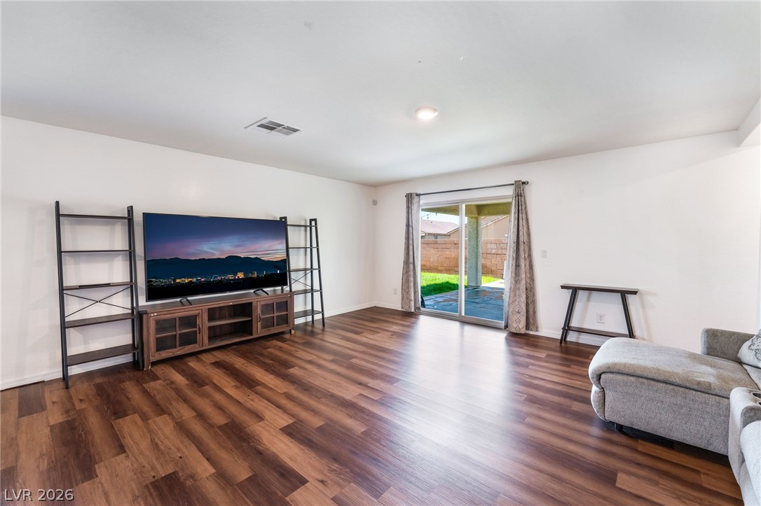 1886 Neoga Street Las Vegas NV 89115