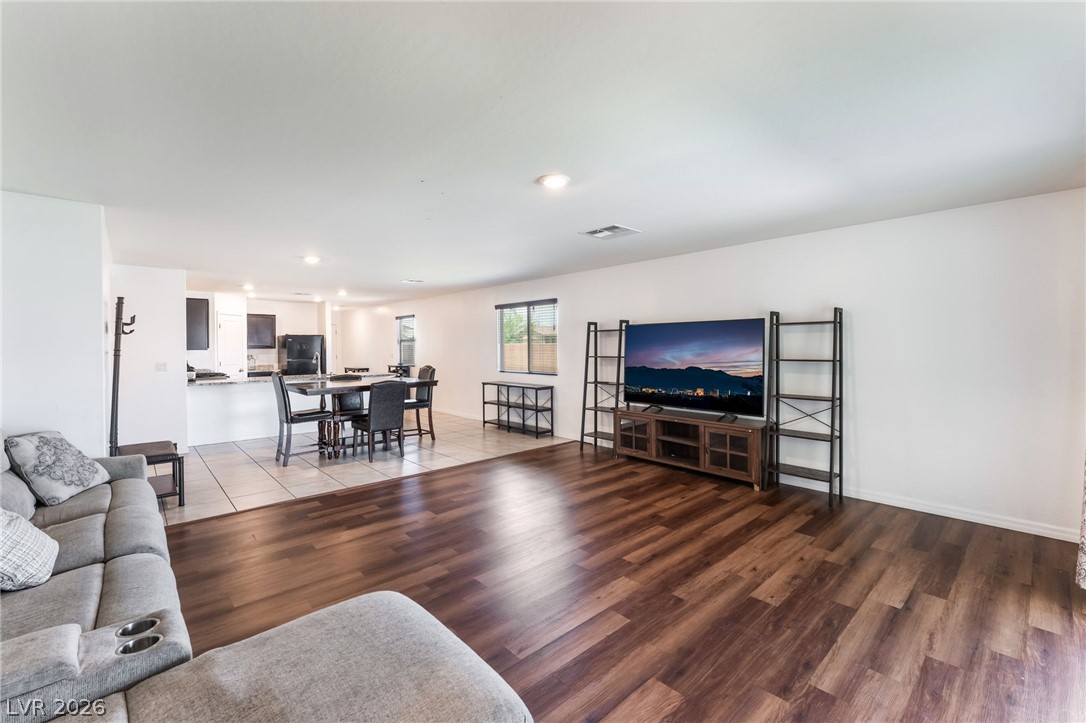 1886 Neoga Street Las Vegas NV 89115