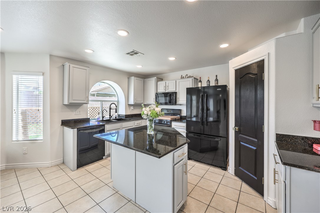 5529 Meridian Rain Street North Las Vegas NV 89031