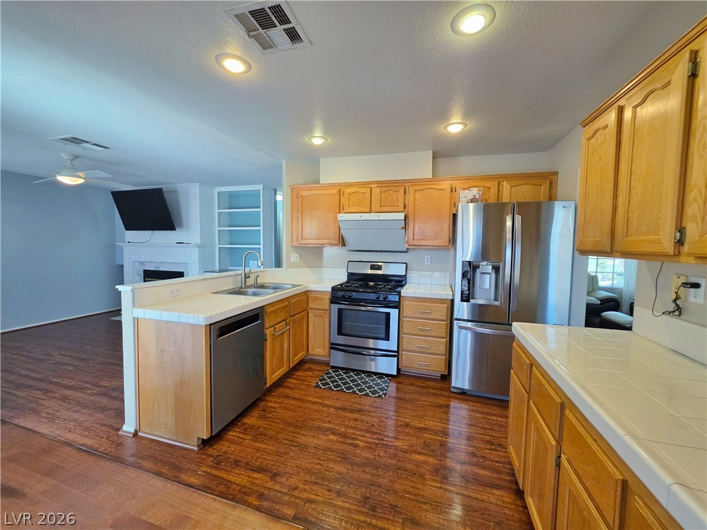 7 Via De Luccia Henderson NV 89074