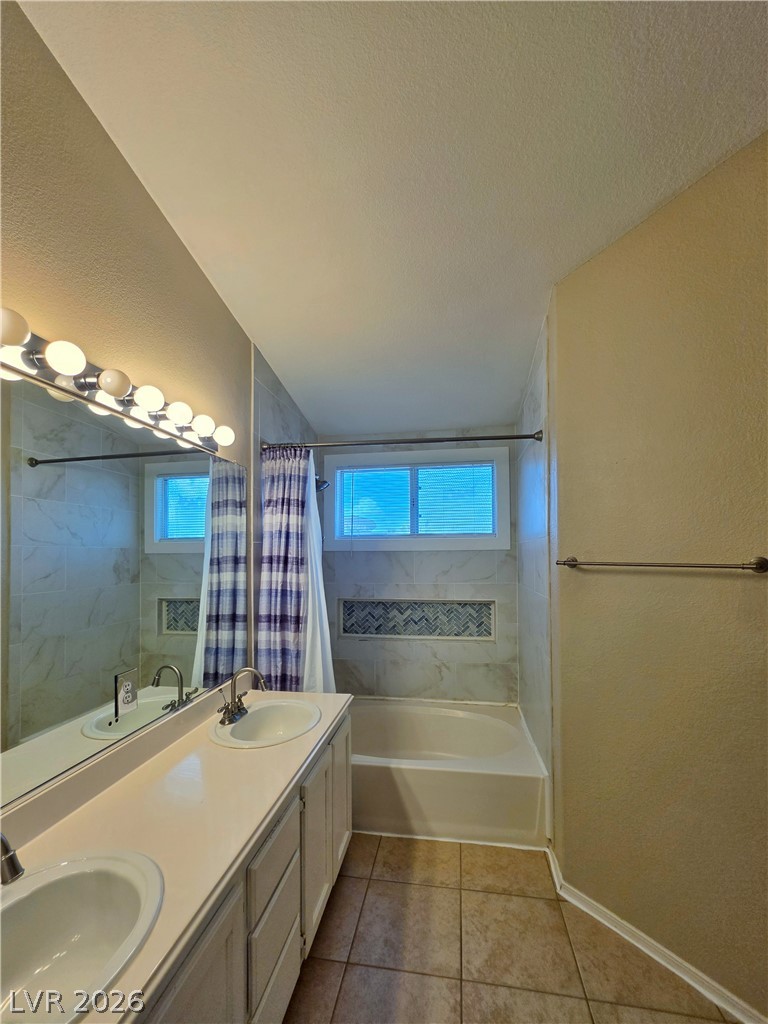 7 Via De Luccia Henderson NV 89074