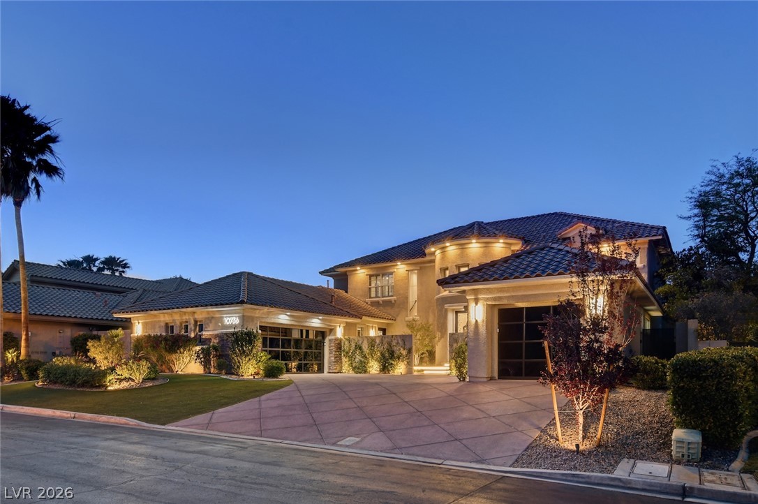 10736 Penhurst Way Las Vegas NV 89135