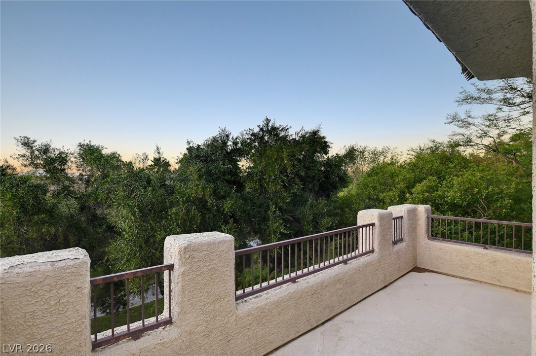 10736 Penhurst Way Las Vegas NV 89135