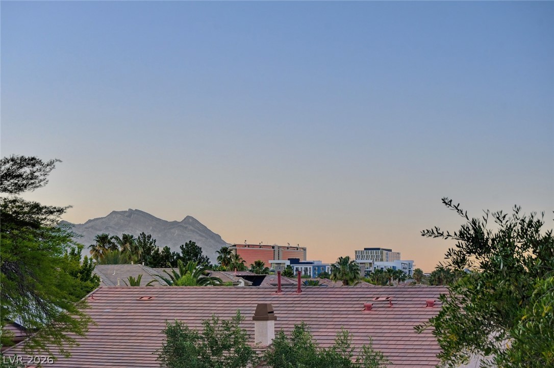 10736 Penhurst Way Las Vegas NV 89135