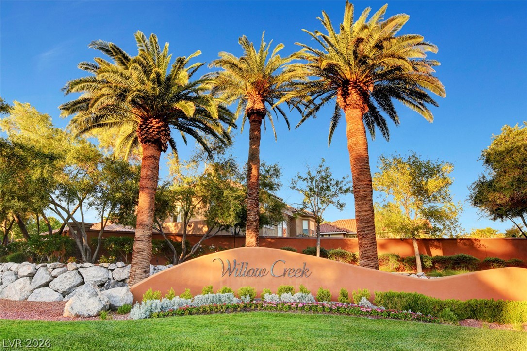 10736 Penhurst Way Las Vegas NV 89135
