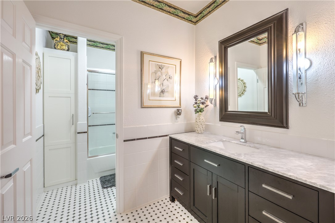 2421 La Seyne Court Las Vegas NV 89128