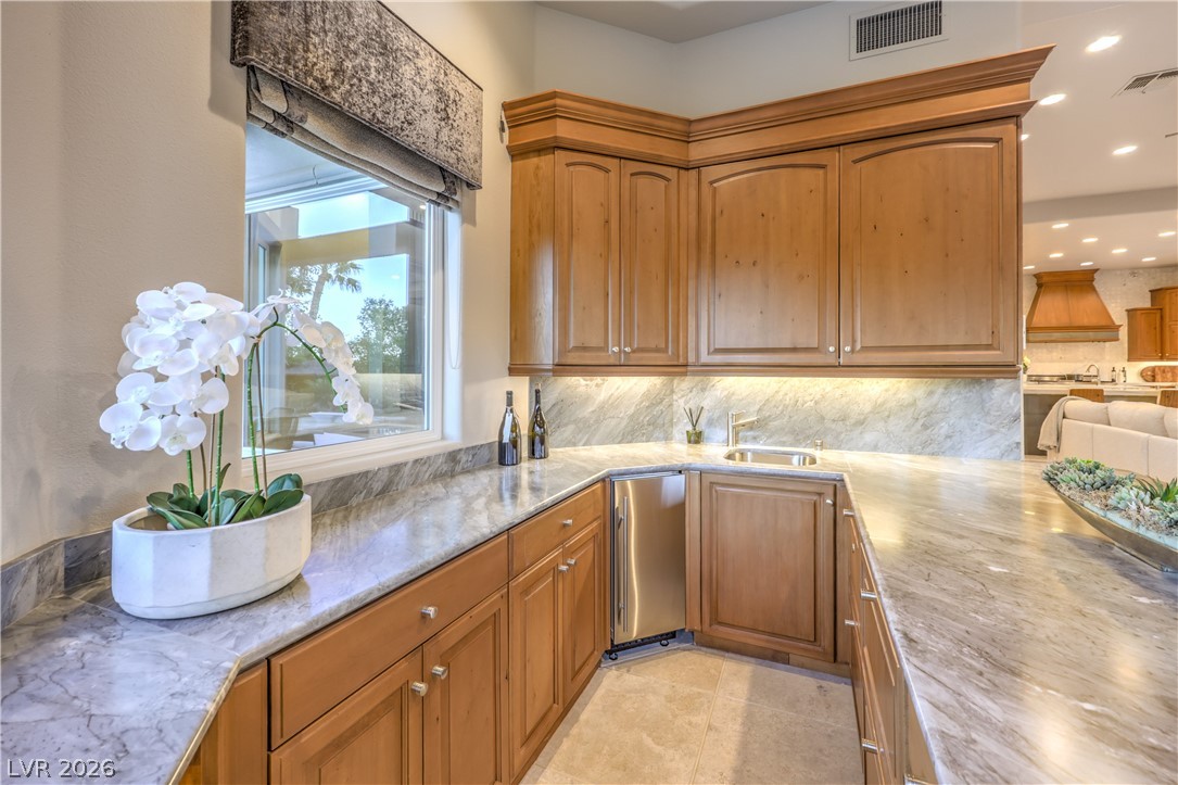 9704 Highridge Drive Las Vegas NV 89134