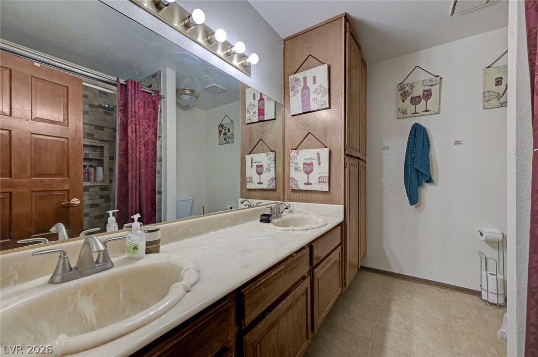 3363 Vema Drive Las Vegas NV 89121