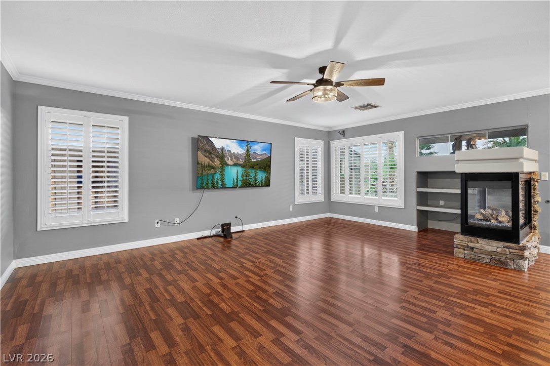 8201 Fawn Meadow Avenue Las Vegas NV 89149