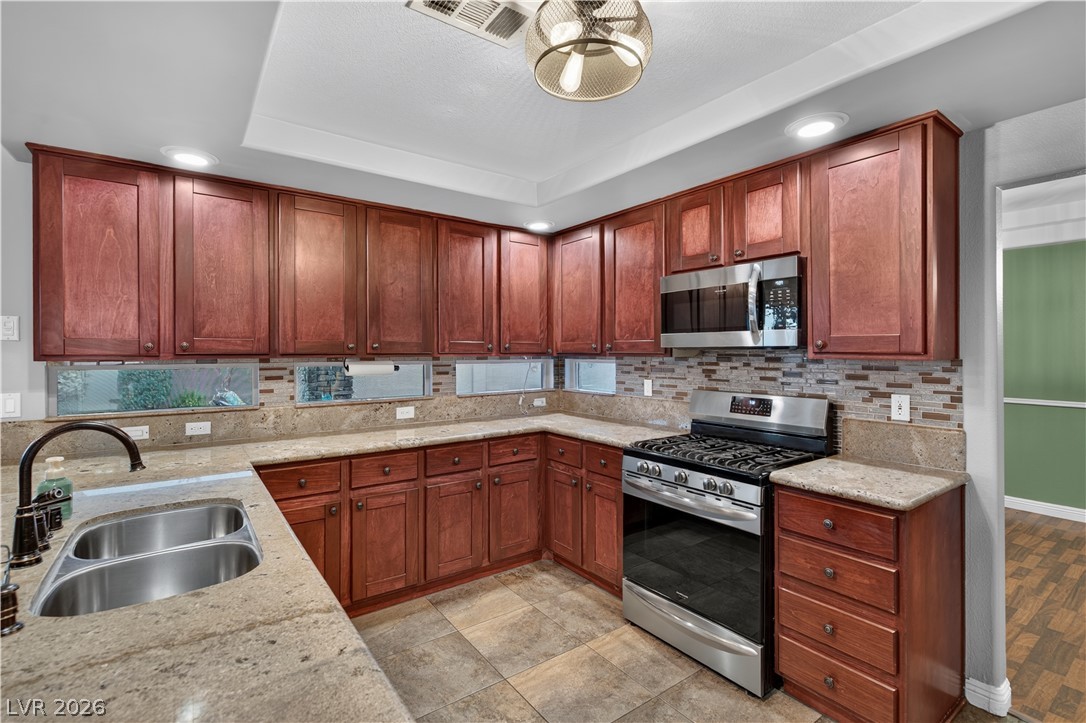 8201 Fawn Meadow Avenue Las Vegas NV 89149