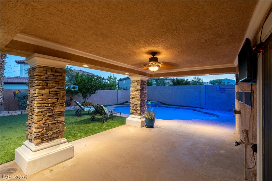 8201 Fawn Meadow Avenue Las Vegas NV 89149