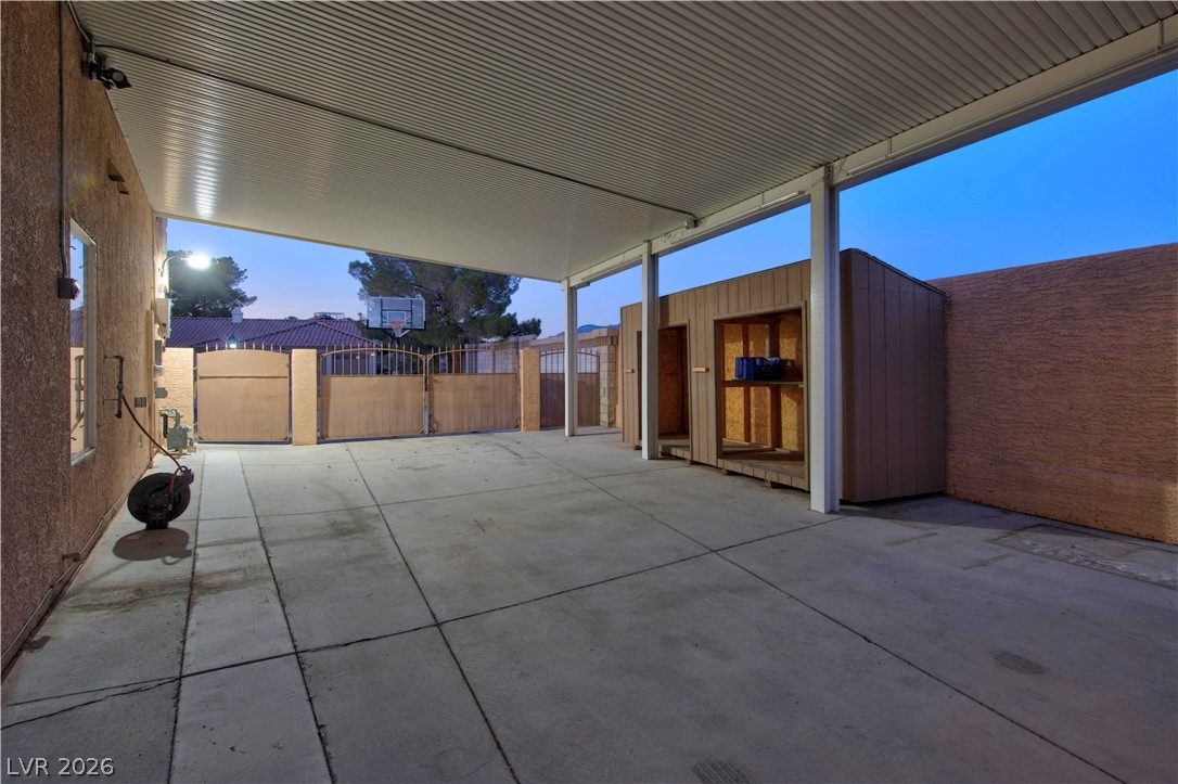 8201 Fawn Meadow Avenue Las Vegas NV 89149