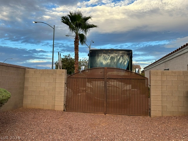 9693 Dancing Pond Way Las Vegas NV 89178