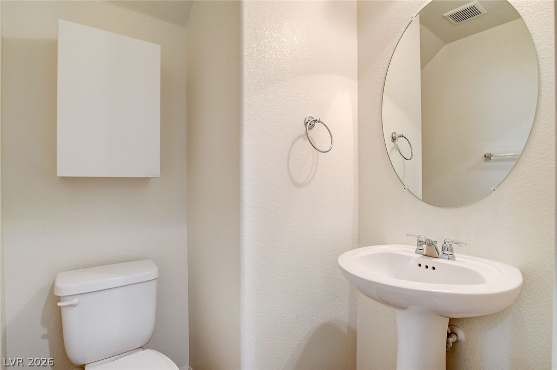 7841 Blue Lake Peak Street Las Vegas NV 89166