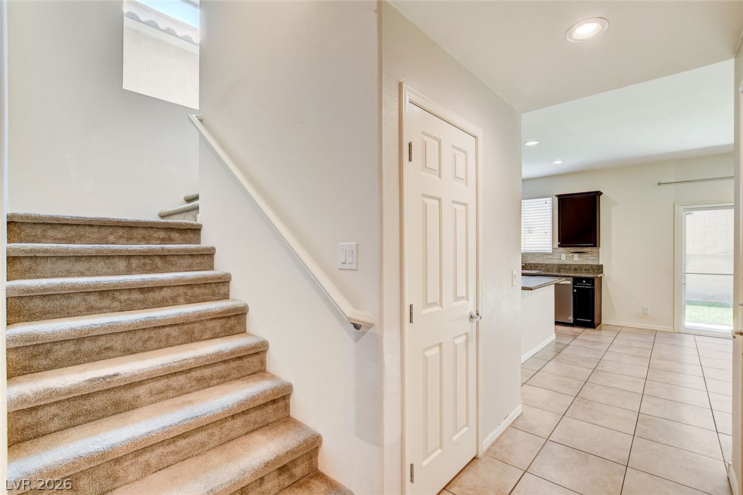 7841 Blue Lake Peak Street Las Vegas NV 89166