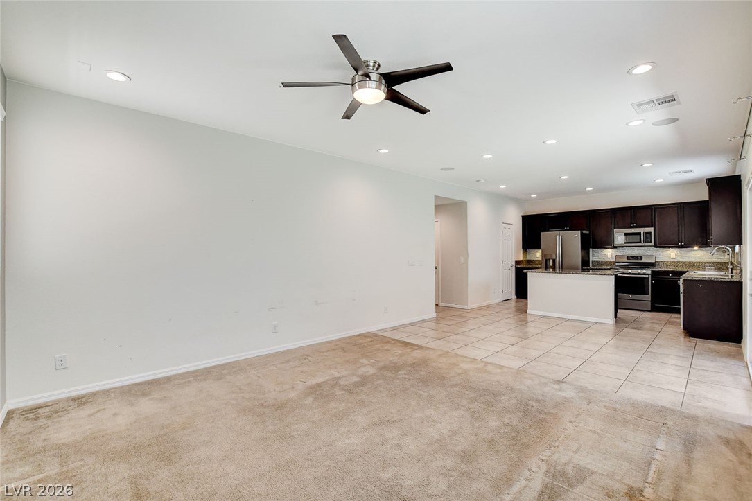 7841 Blue Lake Peak Street Las Vegas NV 89166