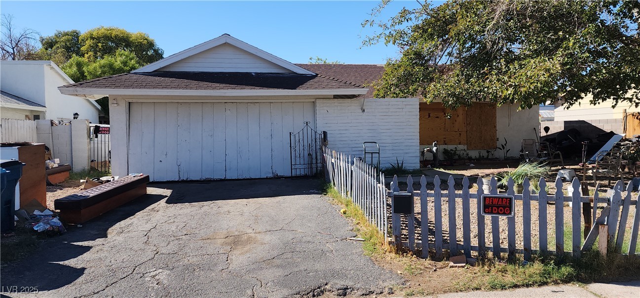 329 Lehman Street Las Vegas NV 89110