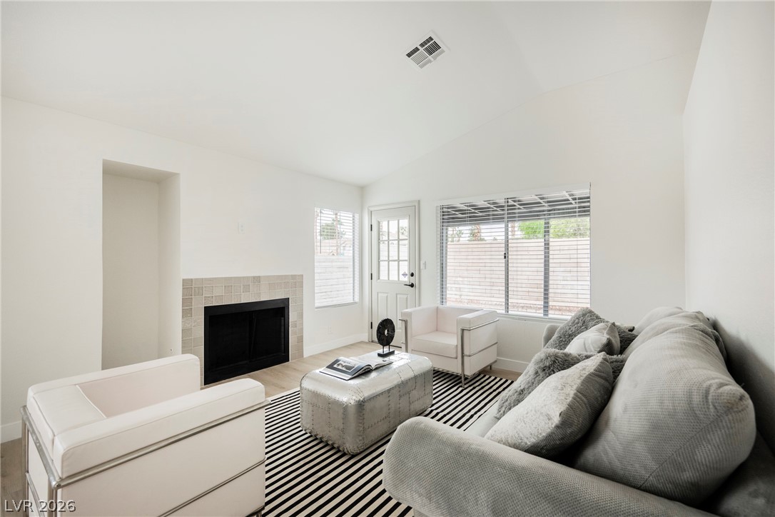 2701 Riley Oaks Court Las Vegas NV 89108