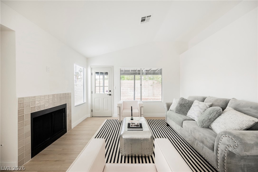 2701 Riley Oaks Court Las Vegas NV 89108