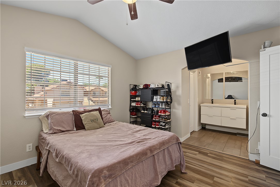 1884 South Misty Glade Drive Las Vegas NV 89119