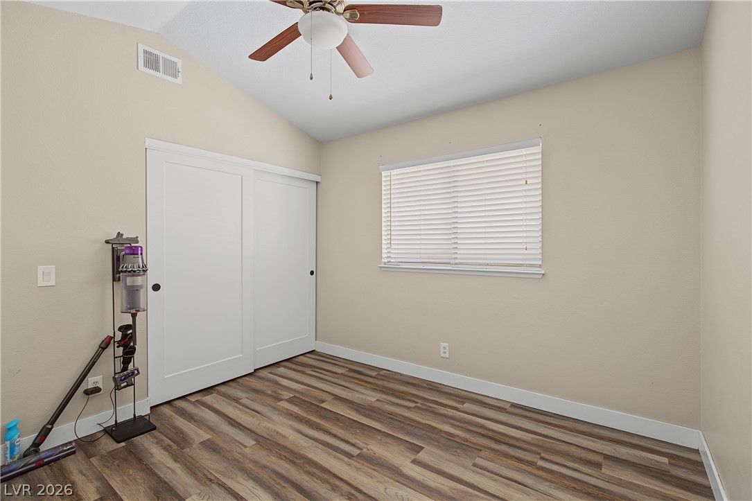 1884 South Misty Glade Drive Las Vegas NV 89119