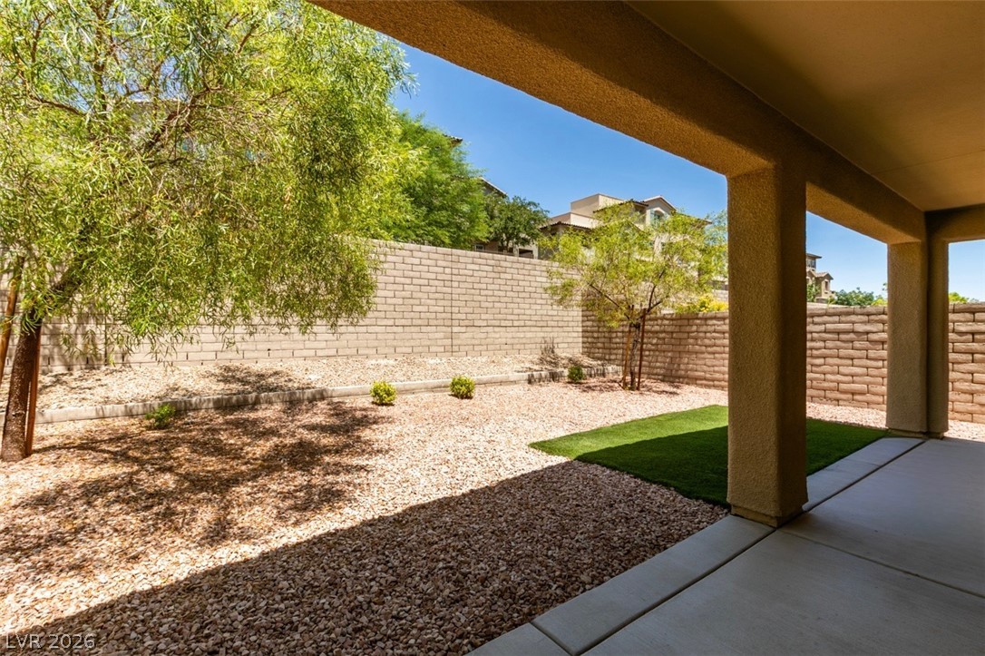 135 Berneri Drive Las Vegas NV 89138