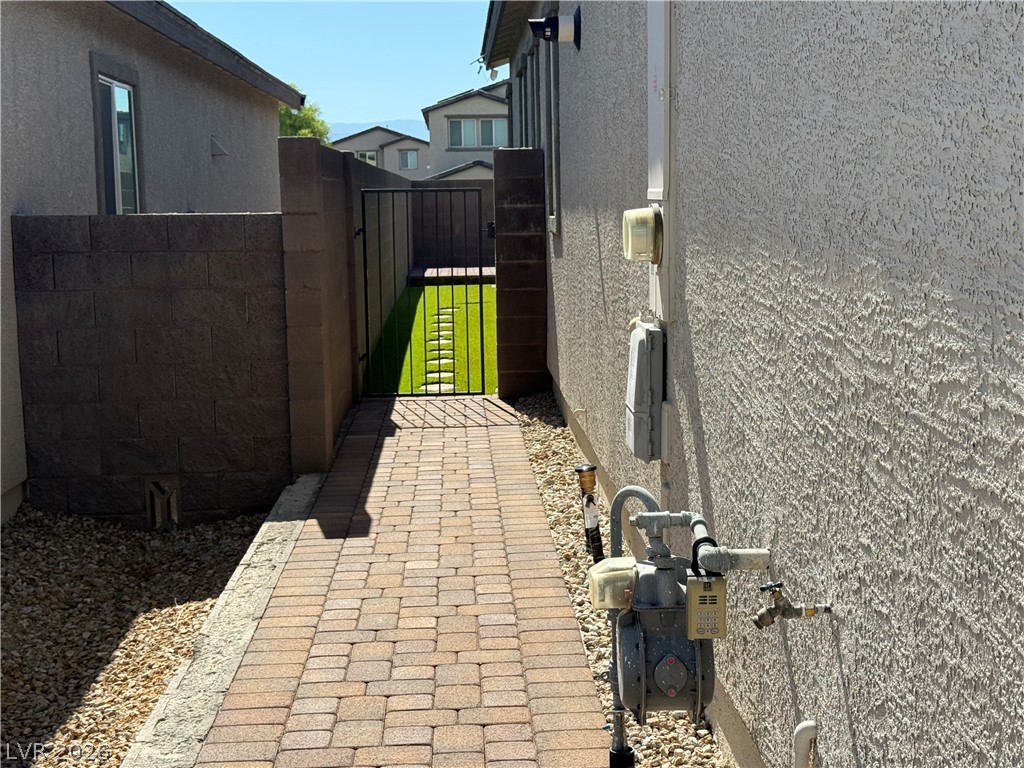 6727 Traveling Palmer Street North Las Vegas NV 89086