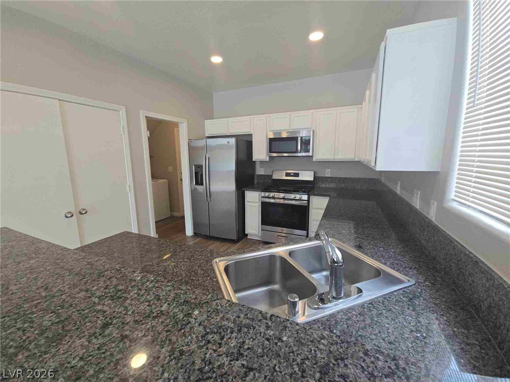 8186 Dracopus Avenue Las Vegas NV 89113