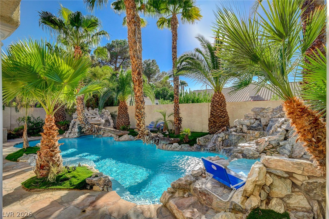 9143 Amber Waves Street Las Vegas NV 89123