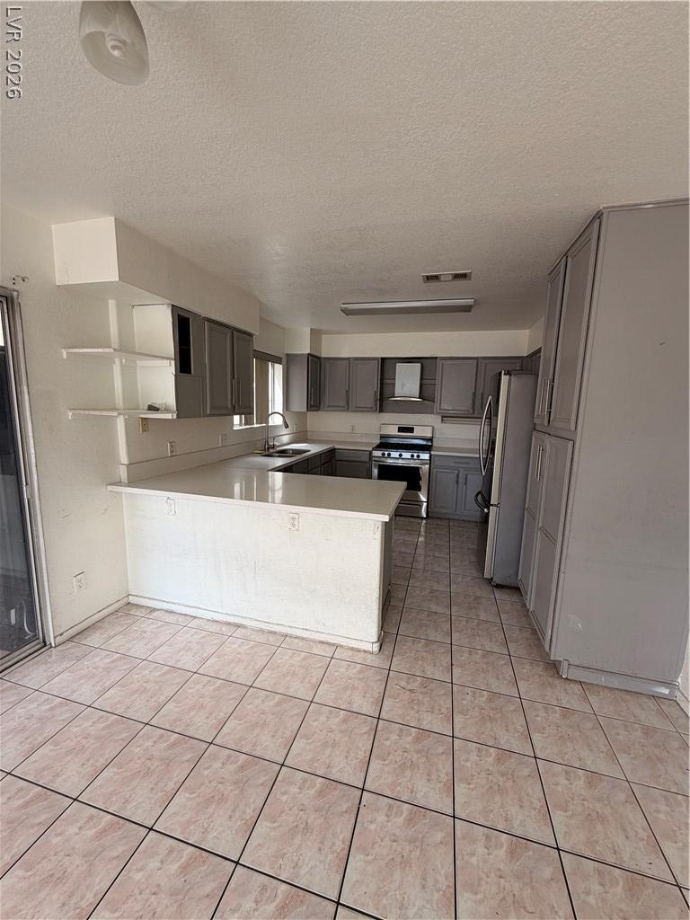 3301 Salmon Creek Drive Las Vegas NV 89129