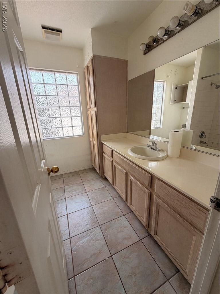 3301 Salmon Creek Drive Las Vegas NV 89129