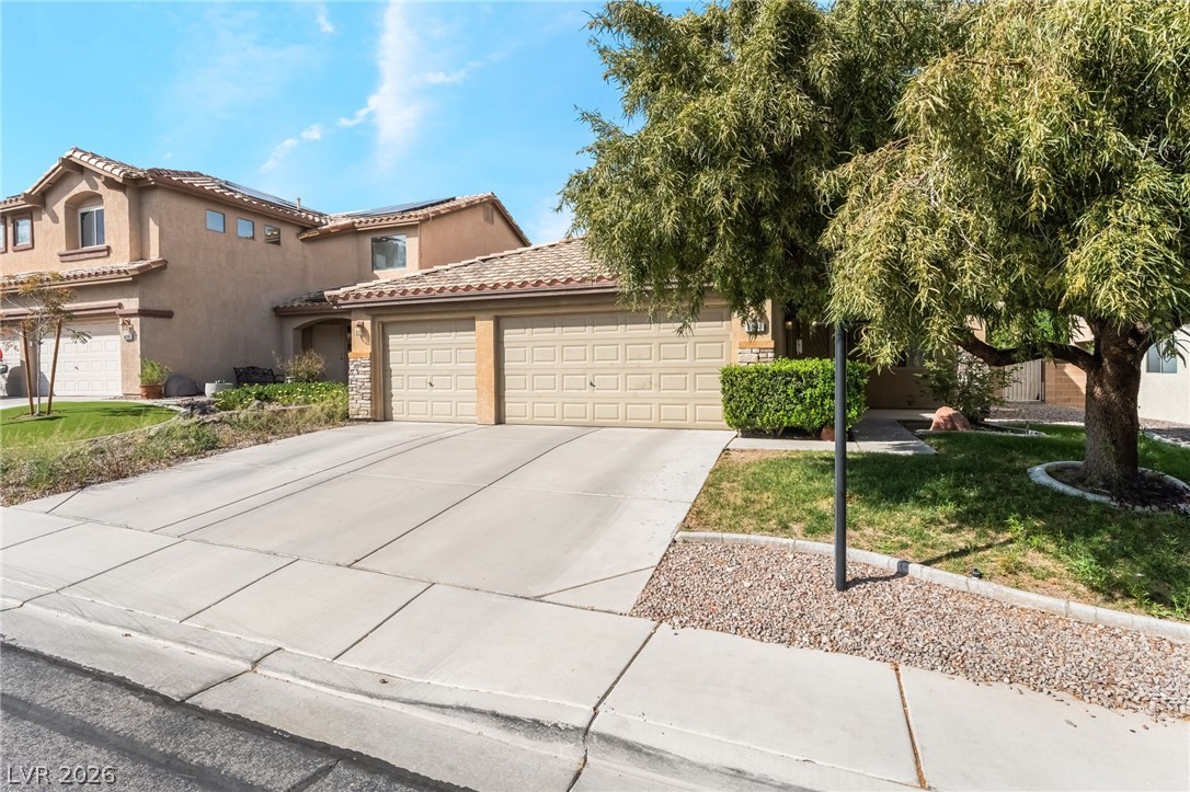 8092 Desert Cloud Avenue Las Vegas NV 89131