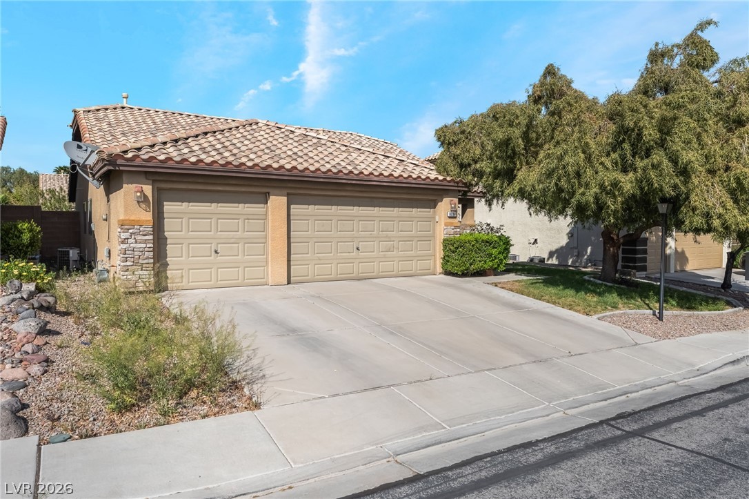 8092 Desert Cloud Avenue Las Vegas NV 89131