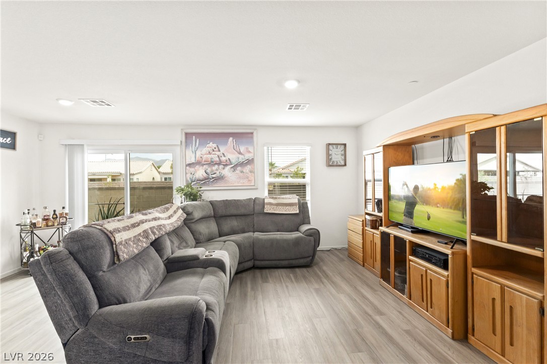 2554 Petunia Garden Avenue North Las Vegas NV 89081