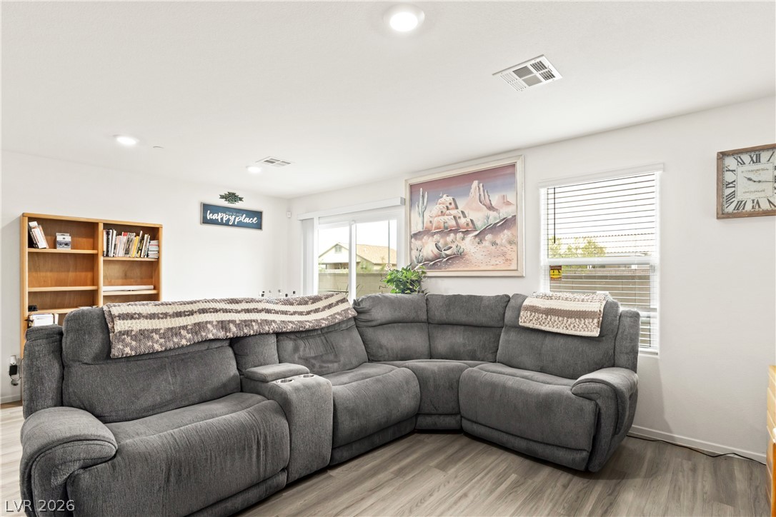 2554 Petunia Garden Avenue North Las Vegas NV 89081