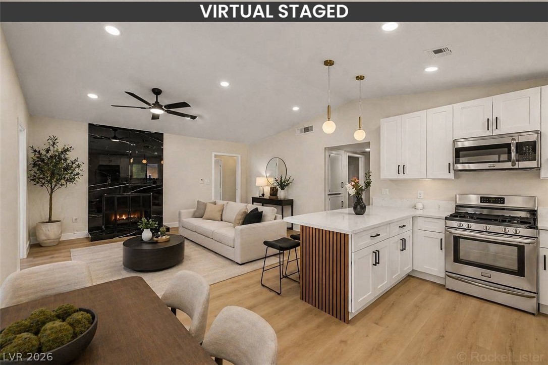 6411 Aclare Avenue Las Vegas NV 89118