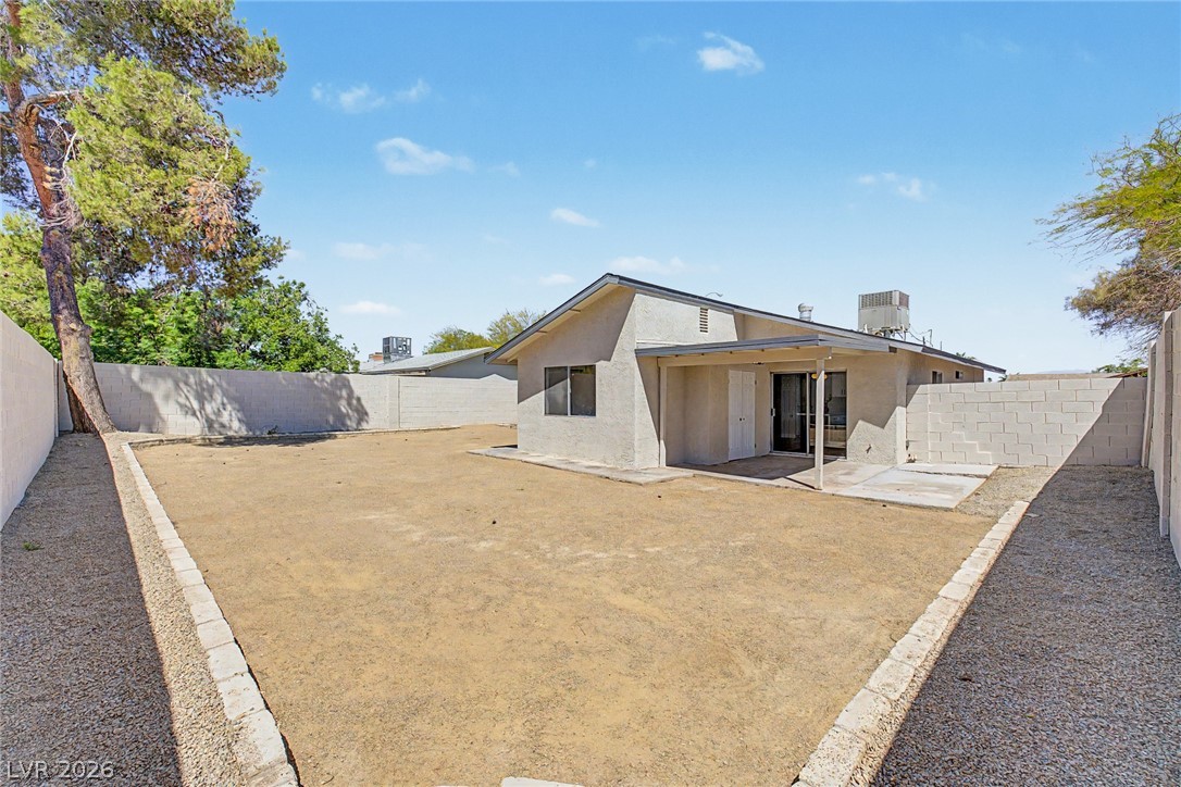 6411 Aclare Avenue Las Vegas NV 89118