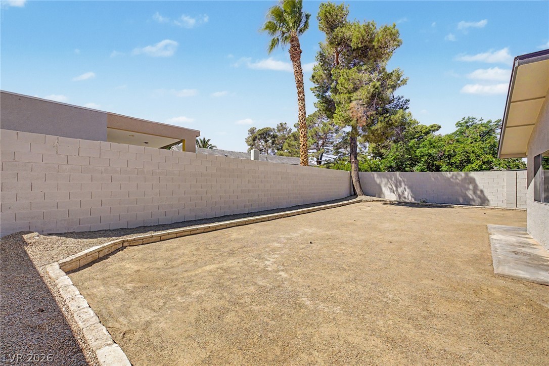 6411 Aclare Avenue Las Vegas NV 89118
