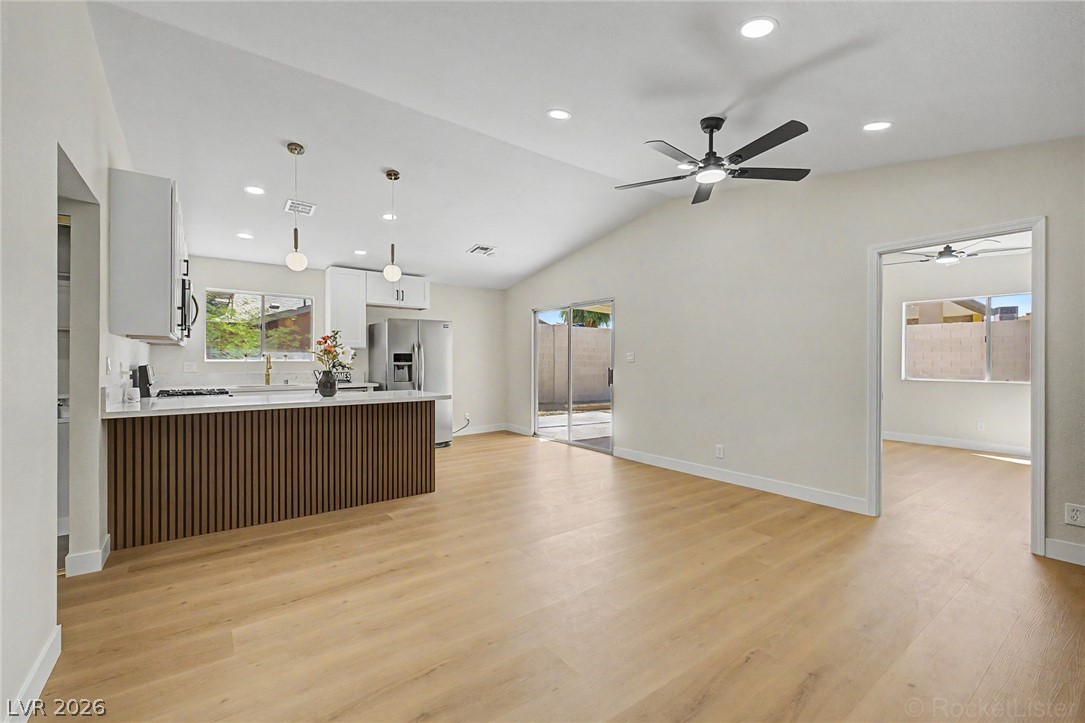 6411 Aclare Avenue Las Vegas NV 89118