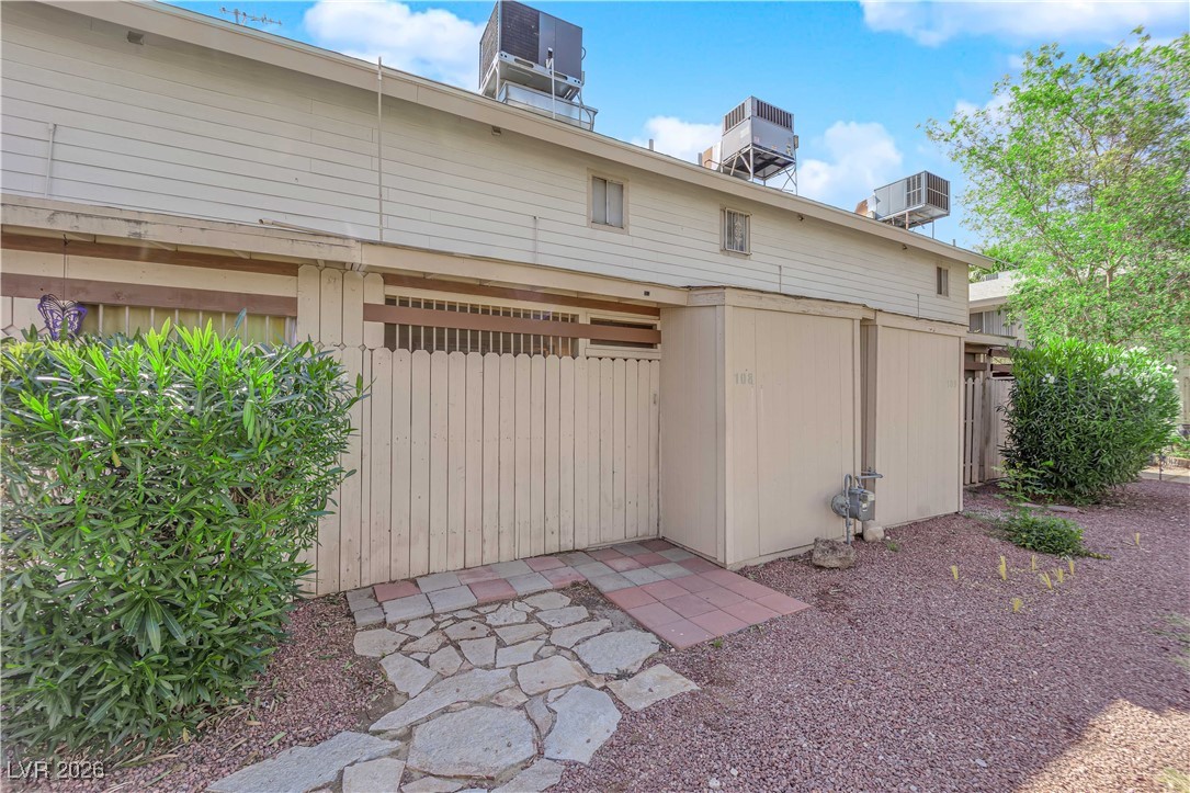 4770 Topaz Street 108 Las Vegas NV 89121