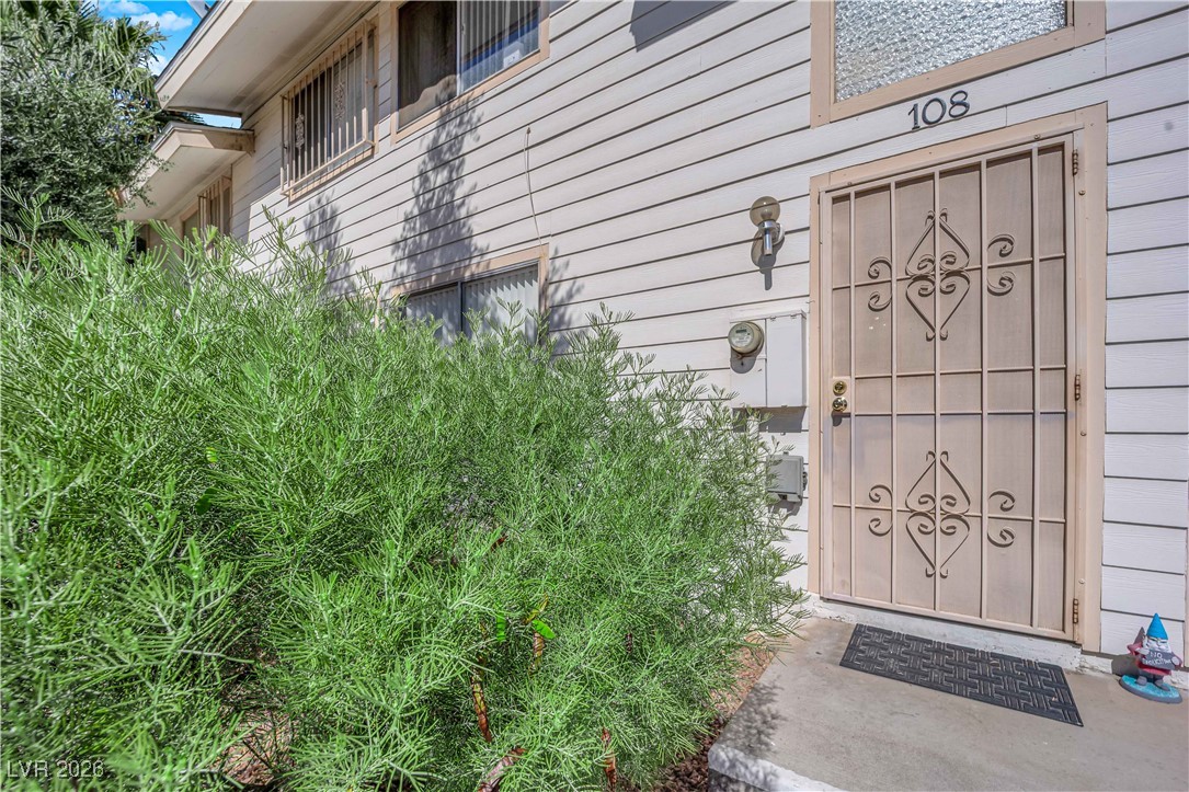 4770 Topaz Street 108 Las Vegas NV 89121