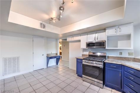 3061 Brockington Drive Las Vegas NV 89120