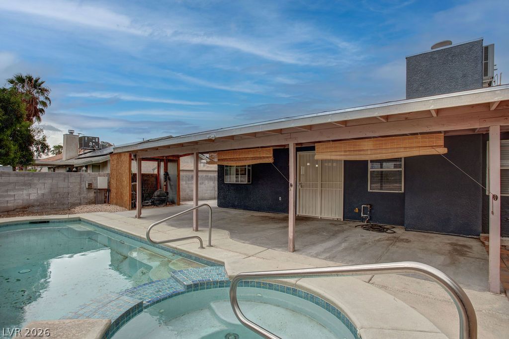 1800 North Torrey Pines Drive Las Vegas NV 89108