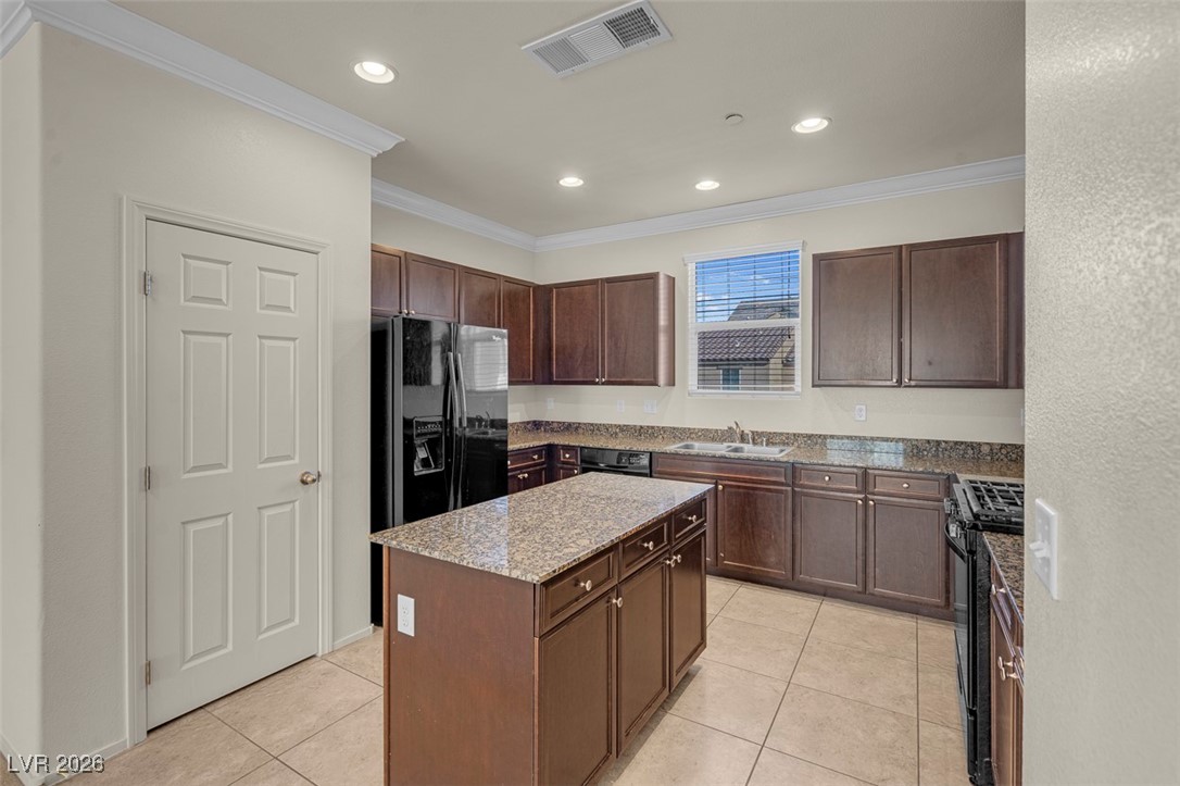 4603 Woolcomber Street Las Vegas NV 89115