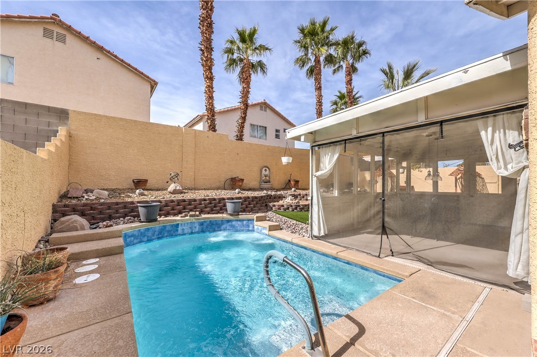 1005 Rainbow Meadows Drive Las Vegas NV 89128